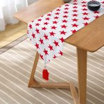 - UcgenRunner-2551-Gorsel2 - Realhomes Kırmızı Yıldız Motifli Modern Dijital Baskılı Püsküllü Şönil Üçgen Runner Realhomes