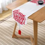 Kırmızı Home Sweet Home Dijital Baskılı Modern Püsküllü Şönil Üçgen Runner Realhomes