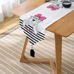 - UcgenRunner-303-Gorsel2 - Realhomes Zebra Desenli Dijital Baskılı Dekoratif Püsküllü Şönil Üçgen Runner Realhomes