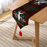 RealHomes Özel Tasarımlı Dijital Baskılı Dekoratif Püsküllü Şönil Üçgen Runner Realhomes