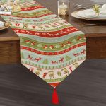 Realhomes Renkli Yılbaşı Motifleri Dekoratif Özel Tasarım Püsküllü Şönil Üçgen Runner Realhomes