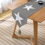 - UcgenRunner-308-Gorsel2 - Realhomes  Modern Yıldız Desen Dijital Baskılı Dekoratif Püsküllü Şönil Üçgen Runner Realhomes