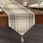 - UcgenRunner-3088-Gorsel1 - Realhomes Realhomes Krem Renkte Ekose Desenli Dekoratif Özel Tasarım Püsküllü Şönil Üçgen Runner Realhomes