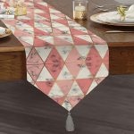 Realhomes Geometrik Üçgen Şekilli Mermer Desenli Özel Tasarım Püsküllü Şönil Üçgen Runner Realhomes