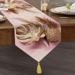 3D Yaprak ve Ananas Desenli Özel Tasarım Püsküllü Şönil Üçgen Runner Realhomes