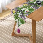 Realhomes Egzotik Zebra Desenli Modern Özel Tasarım Püsküllü Şönil Üçgen Runner Realhomes