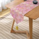 - UcgenRunner-3186-Gorsel2 - Realhomes Realhomes Pudra Zeminli Ogea Desenli Özel Tasarım Modern Özel Tasarım Püsküllü Şönil Üçgen Runner Realhomes