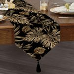 Realhomes Siyah Zeminde Altın Renkli Yapraklar Desenli Özel Tasarım Püsküllü Şönil Üçgen Runner Realhomes