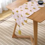 - UcgenRunner-3213-Gorsel2 - Realhomes Realhomes Damalı Pudra Renkli Altın Kalpler Özel Tasarım Püsküllü Şönil Üçgen Runner Realhomes