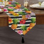 Realhomes Siyah Zeminli Renkli Ananaslar Özel Tasarım Püsküllü Şönil Üçgen Runner Realhomes