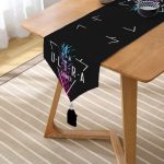 Realhomes Siyah Zeminli Ultra Summer Tasarımlı Modern Özel Tasarım Püsküllü Şönil Üçgen Runner Realhomes