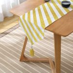 - UcgenRunner-3255-Gorsel2 - Realhomes Realhomes Modern Altın Çizgiler Özel Tasarım Püsküllü Şönil Üçgen Runner Realhomes