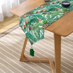 Realhomes Tropikal Orman Tasarımlı Dijital Baskılı Özel Tasarım Püsküllü Şönil Üçgen Runner Realhomes