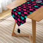 Realhomes Siyah Zeminde Kalpler Özel Tasarımlı Dekoratif Püsküllü Şönil Üçgen Runner Realhomes