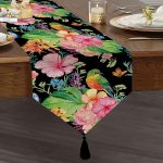 - UcgenRunner-3312-Gorsel1 - Realhomes Watercolor Çiçek ve Kuş Motifli Özel Tasarım Püsküllü Şönil Üçgen Runner Realhomes