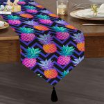 Mavi Zigzag Zeminli Ananas Desenli Dekoratif Püsküllü Şönil Üçgen Runner Realhomes