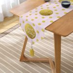 RealHomes Özel Tasarımlı Dijital Baskılı Dekoratif Püsküllü Şönil Üçgen Runner Realhomes