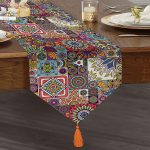 Renkli Mozaik Desenli Özel Tasarım Püsküllü Şönil Üçgen Runner Realhomes