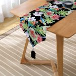 - UcgenRunner-3428-Gorsel2 - Realhomes Suluboya Amazon Motifleri Dekoratif Püsküllü Şönil Üçgen Runner Realhomes