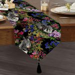 RealHomes Özel Tasarımlı Dijital Baskılı Dekoratif Püsküllü Şönil Üçgen Runner Realhomes