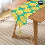 Yeşil Zeminde Limonlar Özel Tasarımlı Püsküllü Şönil Üçgen Runner Realhomes