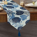 RealHomes Özel Tasarımlı Dijital Baskılı Dekoratif Püsküllü Şönil Üçgen Runner Realhomes