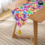 Renkli Kelebekler Motifli Özel Tasarım Püsküllü Şönil Üçgen Runner Realhomes