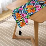 RealHomes Özel Tasarımlı Dijital Baskılı Dekoratif Püsküllü Şönil Üçgen Runner Realhomes