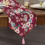 - UcgenRunner-3627-Gorsel1 - Realhomes Realhomes Fusya Zeminde Beyaz Çiçekler Dijital Baskılı Püsküllü Şönil Üçgen Runner Realhomes