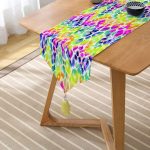 Realhomes Renkli Desenler Dijtal Baskılı Modern Püsküllü Şönil Üçgen Runner Realhomes