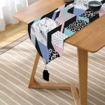 - UcgenRunner-3714-Gorsel2 - Realhomes Realhomes Mermer Desenli Dijital Baskılı Modern Püsküllü Şönil Üçgen Runner Realhomes