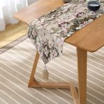 Realhomes Krem Zeminde Rengarenk Çiçekler Özel Tasarım Dijital Baskılı Modern Püsküllü Şönil Üçgen Runner Realhomes