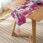 Realhomes Pembe Güller Dijital Baskılı Modern Püsküllü Şönil Üçgen Runner Realhomes