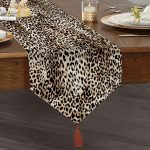 - UcgenRunner-3791-Gorsel1 - Realhomes  Realhomes Leopar Motifli Dijital Baskılı Püsküllü Şönil Üçgen Runner Realhomes