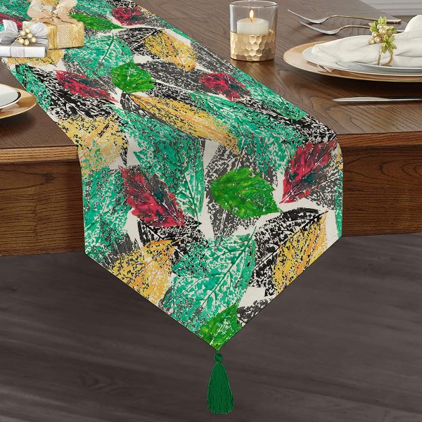 - UcgenRunner-3804-Gorsel1 - Realhomes  Realhomes Nazar Boncuğu Motifli Dijital Baskılı Modern Püsküllü Şönil Üçgen Runner Realhomes