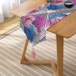 Realhomes Kareli Renkli Motifler Dijital Baskılı Modern Püsküllü Şönil Üçgen Runner Realhomes