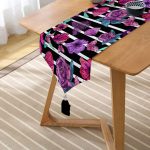 Realhomes Çizgili Zeminde Rengarenk Çiçekler Dijital Baskılı Modern Püsküllü Şönil Üçgen Runner Realhomes