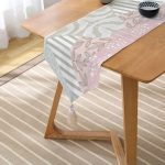 Realhomes Özel Tasarım Dijital Baskılı Modern Püsküllü Şönil Üçgen Runner Realhomes