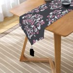 - UcgenRunner-3961-Gorsel2 - Realhomes Realhomes Özel Tasarım Dijital Baskılı Modern Püsküllü Şönil Üçgen Runner Realhomes