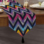 Realhomes Özel Tasarım Dijital Baskılı Modern Püsküllü Şönil Üçgen Runner Realhomes