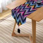 Realhomes Özel Tasarım Dijital Baskılı Modern Püsküllü Şönil Üçgen Runner Realhomes