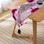 Realhomes Özel Tasarım Dijital Baskılı Modern Püsküllü Şönil Üçgen Runner Realhomes