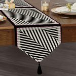 Realhomes Özel Tasarım Dijital Baskılı Modern Püsküllü Şönil Üçgen Runner Realhomes