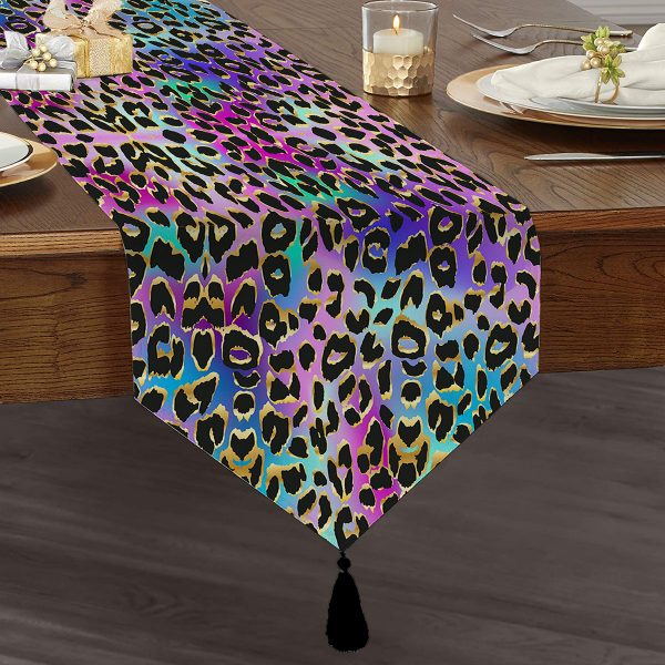 Realhomes Özel Tasarım Dijital Baskılı Modern Püsküllü Şönil Üçgen Runner Realhomes