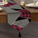 Realhomes Özel Tasarım Dijital Baskılı Modern Püsküllü Şönil Üçgen Runner Realhomes