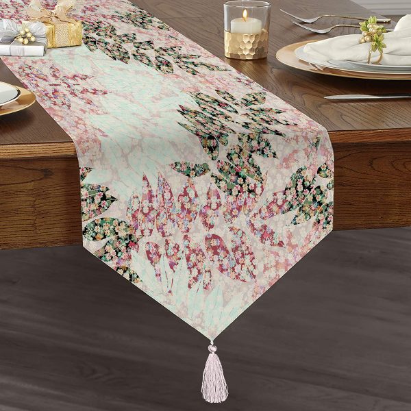 Realhomes Siyah Modern Sanat Tasarımlı Dijital Baskılı Püsküllü Şönil Üçgen Runner Realhomes