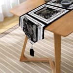 Realhomes Modern Sanat Tasarımlı Dijital Baskılı Püsküllü Şönil Üçgen Runner Realhomes