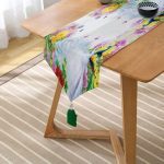 - UcgenRunner-4252-Gorsel2 - Realhomes Realhomes Modern Tavus Kuşu Tasarımlı Dijital Baskılı Püsküllü Şönil Üçgen Runner Realhomes