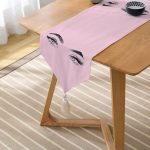 - UcgenRunner-5096pembe-Gorsel2 - Realhomes  Pembe Zeminde Kirpik Motifli Özel Tasarım Püsküllü Şönil Üçgen Runner Realhomes