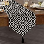 - UcgenRunner-5116siyah-Gorsel1 - Realhomes  Özel Tasarım Siyah Ikat Desenli Dijital Baskılı Püsküllü Şönil Üçgen Runner Realhomes